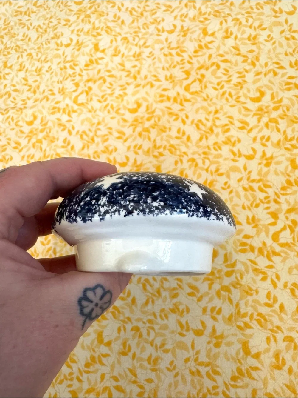 N/A vintage ceramic